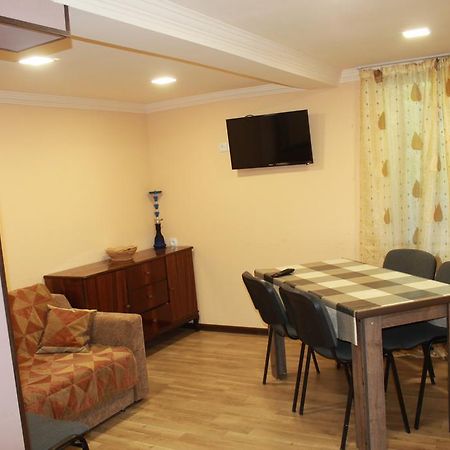 Apartment Cool House Borjomi Dış mekan fotoğraf