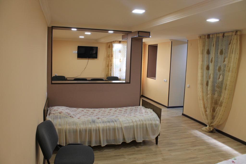 Apartment Cool House Borjomi Dış mekan fotoğraf